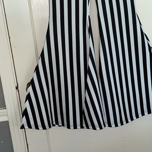 NWT Turquoise Haven Black Striped Wide Bell Bottom - Picture 2 of 15